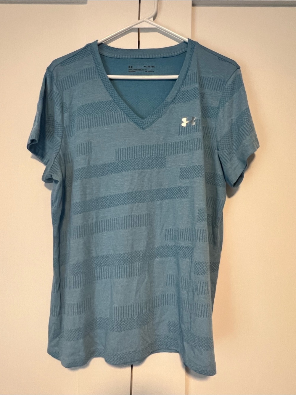 Under Armour Women's Teal V-Neck Athletic Tee